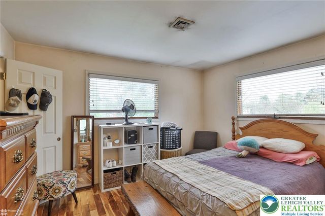 636 West Oxford Street, Coopersburg Boro, PA 18036