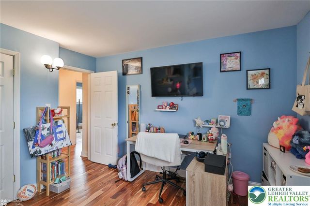 636 West Oxford Street, Coopersburg Boro, PA 18036