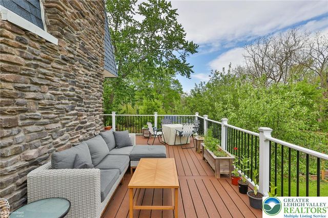 636 West Oxford Street, Coopersburg Boro, PA 18036
