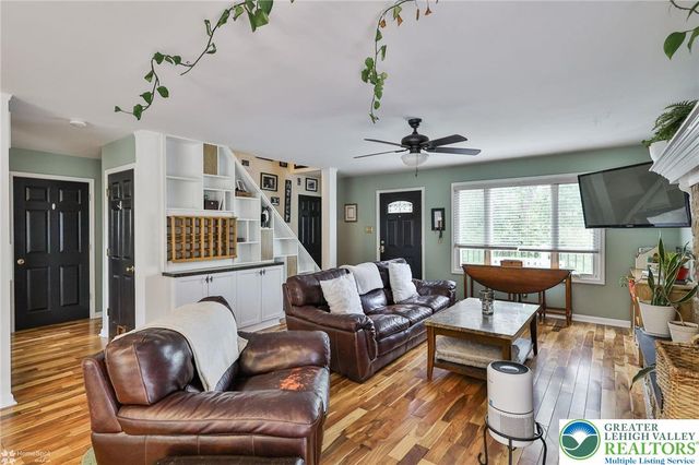 636 West Oxford Street, Coopersburg Boro, PA 18036