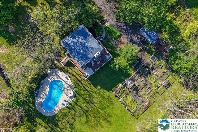 636 West Oxford Street, Coopersburg Boro, PA 18036