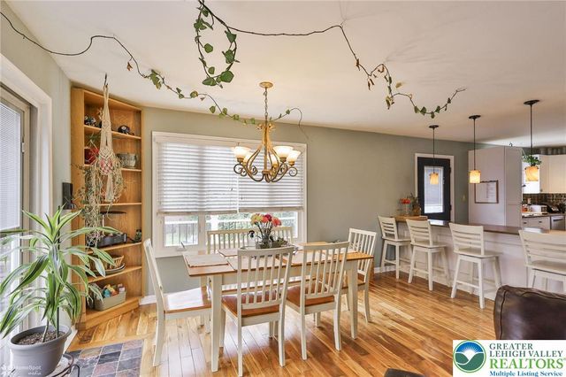 636 West Oxford Street, Coopersburg Boro, PA 18036