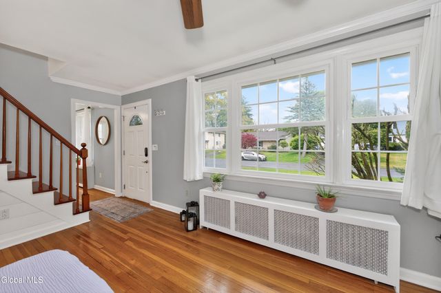 22 Chapman Drive, Guilderland, NY 12203