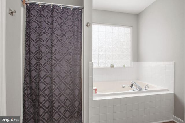 114 SAYLERS CREEK RD, Locust Grove, VA 22508