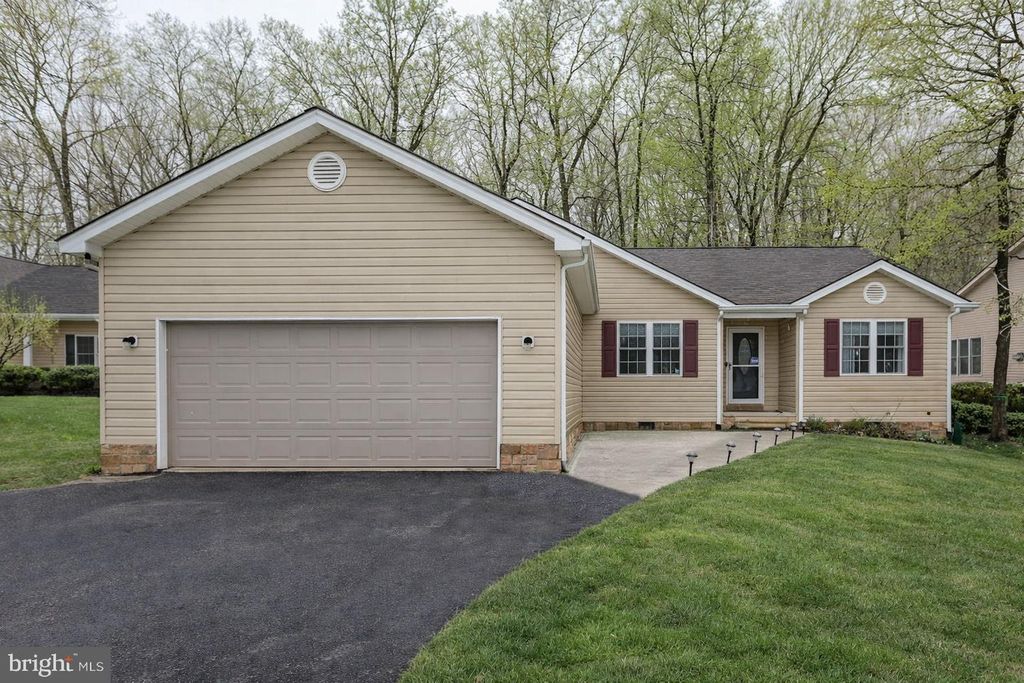 114 SAYLERS CREEK RD, Locust Grove, VA 22508