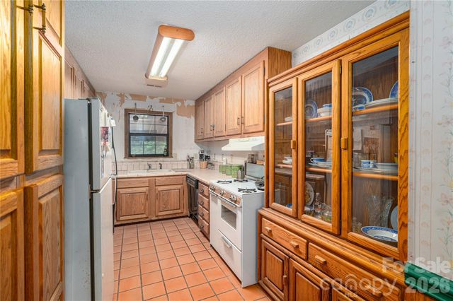 3323 Sadler Road, Alexis, NC 28006
