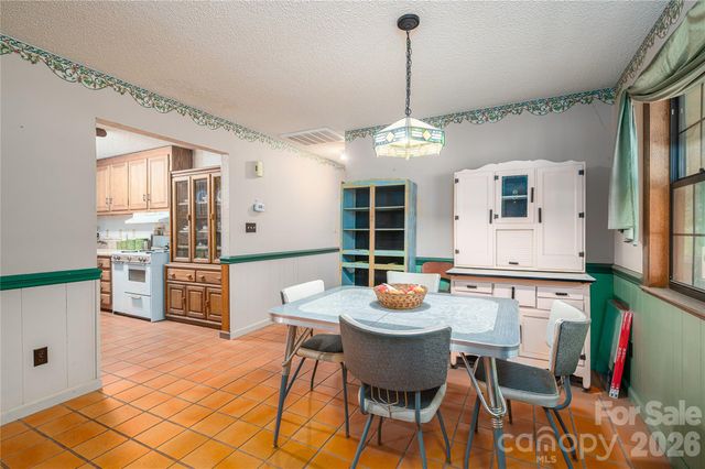 3323 Sadler Road, Alexis, NC 28006