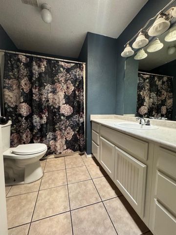 860 40th Street SE, Paris, TX 75462