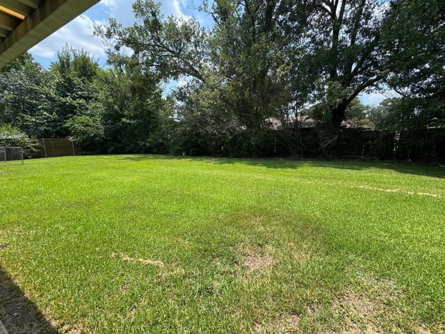 860 40th Street SE, Paris, TX 75462