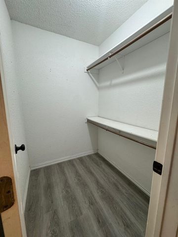 860 40th Street SE, Paris, TX 75462