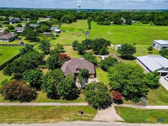 53 Tina’s Trail, Martindale, TX 78655