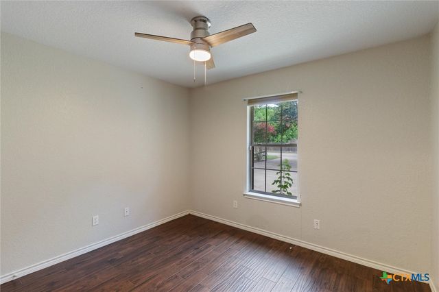 53 Tina’s Trail, Martindale, TX 78655