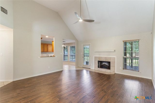 53 Tina’s Trail, Martindale, TX 78655