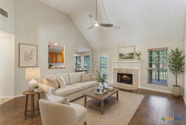 53 Tina’s Trail, Martindale, TX 78655