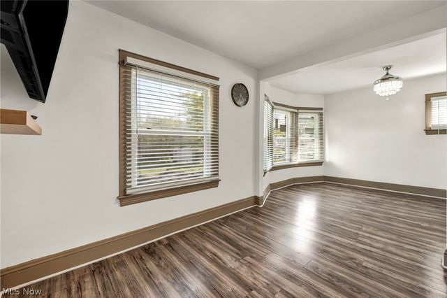 12015 Osceola Avenue, Cleveland, OH 44108