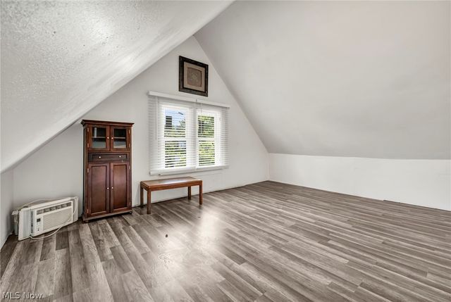 12015 Osceola Avenue, Cleveland, OH 44108