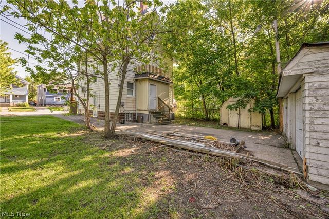 12015 Osceola Avenue, Cleveland, OH 44108