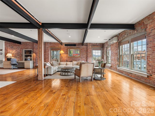 23 Rankin Avenue 302, Asheville, NC 28801