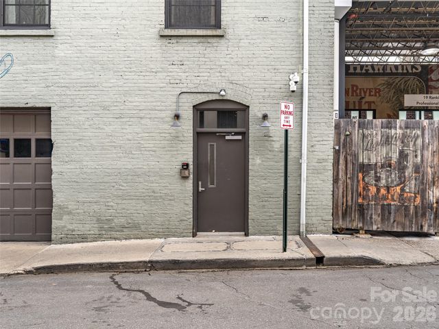 23 Rankin Avenue 302, Asheville, NC 28801