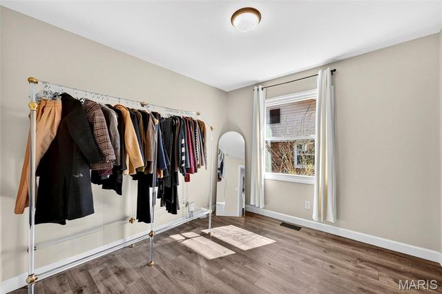 5749 Lost Brook Court, St Louis, MO 63129