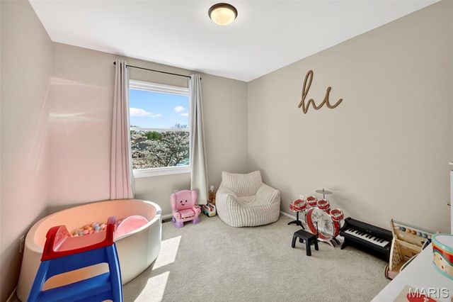 5749 Lost Brook Court, St Louis, MO 63129