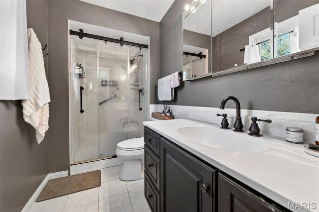 5749 Lost Brook Court, St Louis, MO 63129