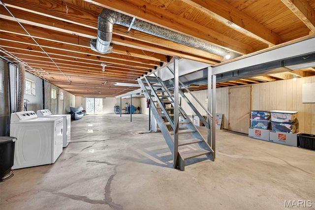 5749 Lost Brook Court, St Louis, MO 63129