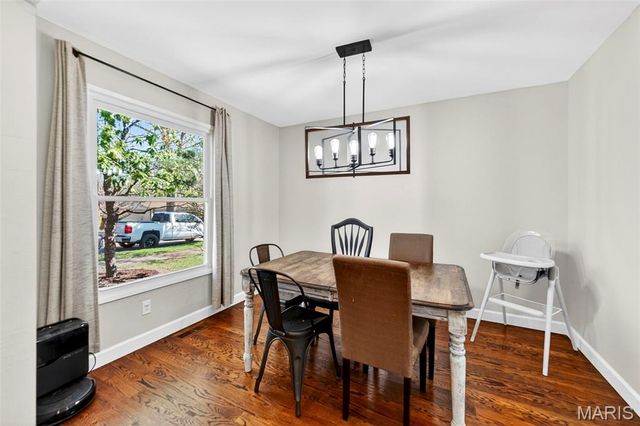 5749 Lost Brook Court, St Louis, MO 63129