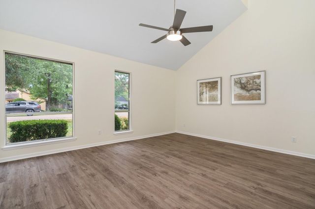 1924 Nursery Road, The Woodlands, TX 77380