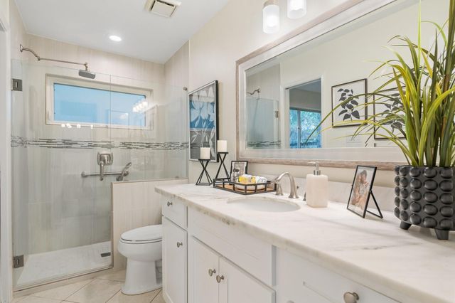 1924 Nursery Road, The Woodlands, TX 77380