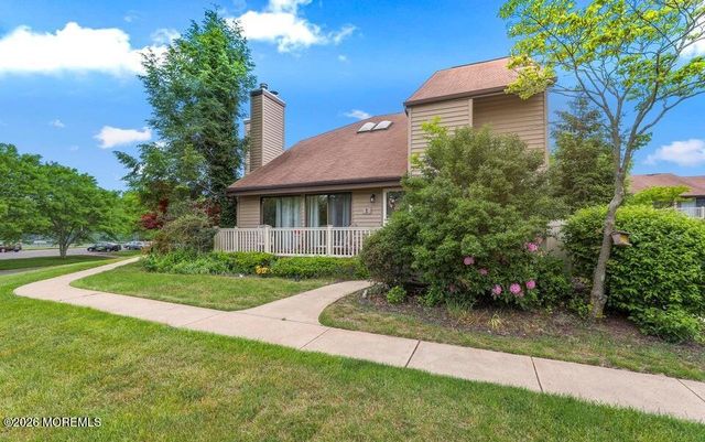 1 Cotswold Circle 801, Ocean Twp, NJ 07712
