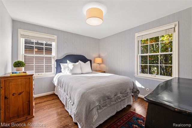 1882 Melbourne Street, Birmingham, MI 48009