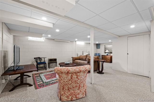 1882 Melbourne Street, Birmingham, MI 48009