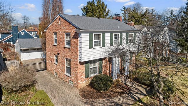 1882 Melbourne Street, Birmingham, MI 48009