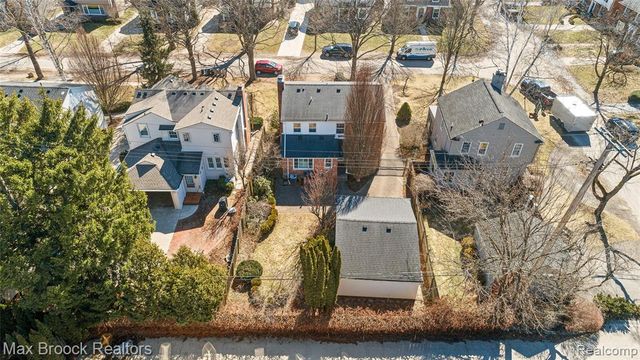 1882 Melbourne Street, Birmingham, MI 48009