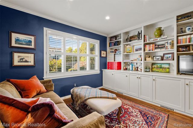 1882 Melbourne Street, Birmingham, MI 48009