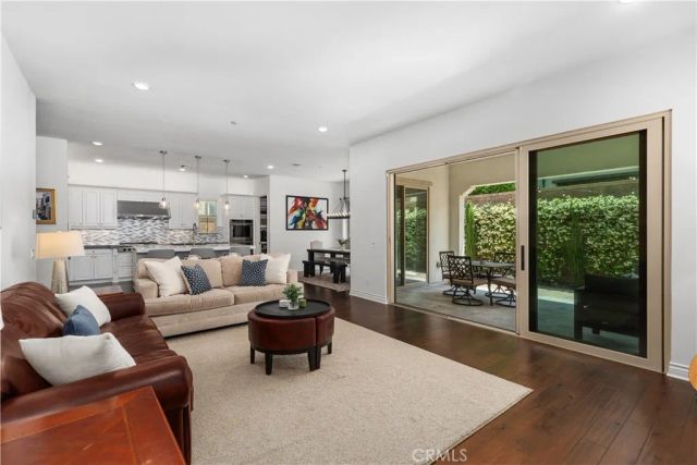 118 Ritual, Irvine, CA 92618