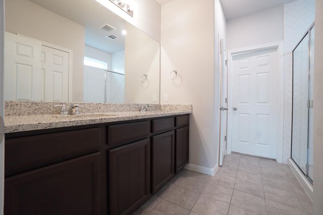 104 HIGH MESA DR, Georgetown, TX 78628