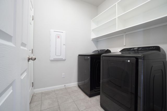 104 HIGH MESA DR, Georgetown, TX 78628