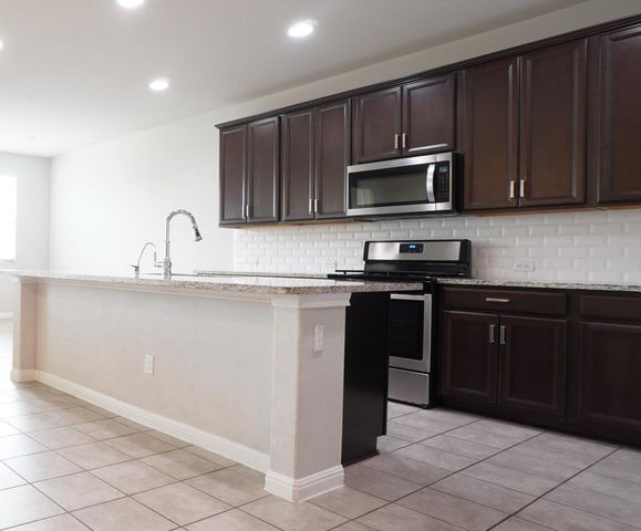 104 HIGH MESA DR, Georgetown, TX 78628