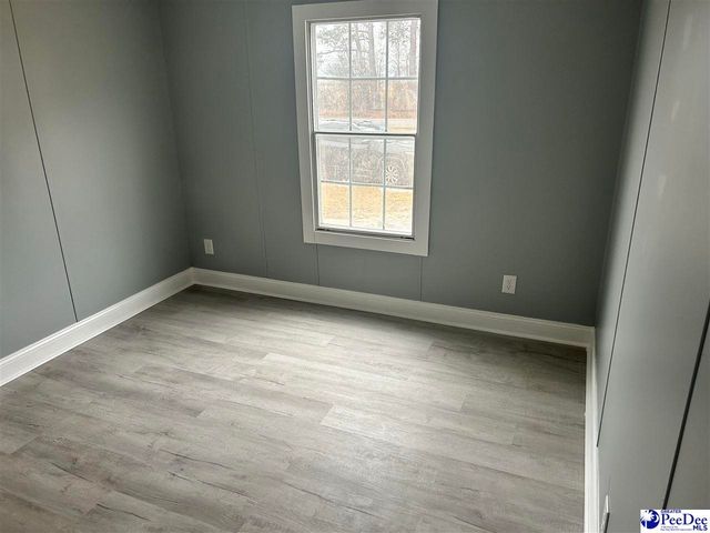 1542 E Carolina Ave, Hartsville, SC 29550