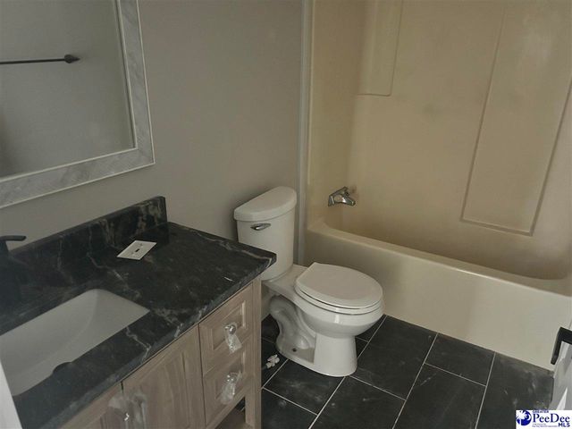 1542 E Carolina Ave, Hartsville, SC 29550