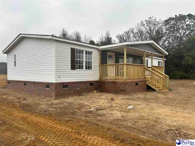 1542 E Carolina Ave, Hartsville, SC 29550