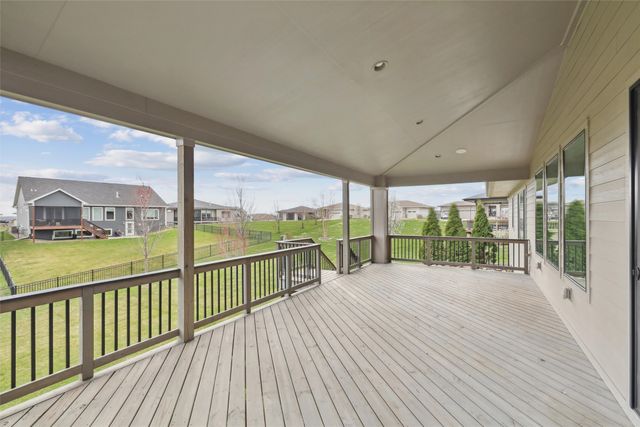 9154 Moonseed Court, West Des Moines, IA 50266