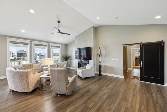 9154 Moonseed Court, West Des Moines, IA 50266