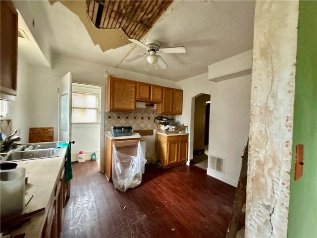 1858 Davis Street, Elmira City, NY 14901