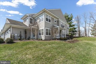 132 HUNTINGDON CT #1801, Phoenixville, PA 19460