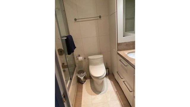 150 W 56th St Apt 5106, New York City, NY 10019
