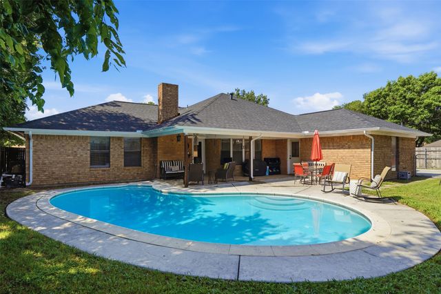 7005 Sao Paulo Court, North Richland Hills, TX 76180
