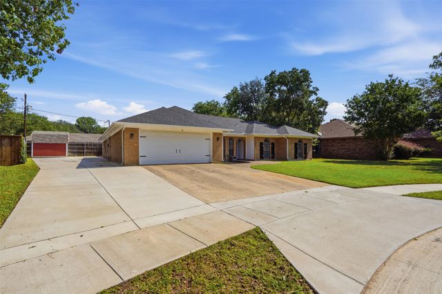7005 Sao Paulo Court, North Richland Hills, TX 76180